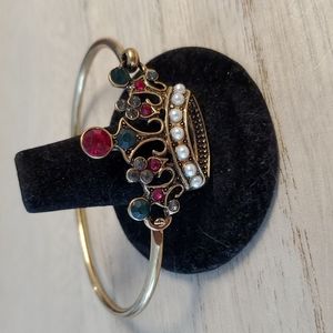 Crown tiara gold tone bangle rhinestones faux pearls OS Queen Your Majesty HRH